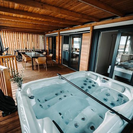 Sea House Shade, Pool & Jacuzzi - Privilege Point Camping & Villas セルツェ エクステリア 写真