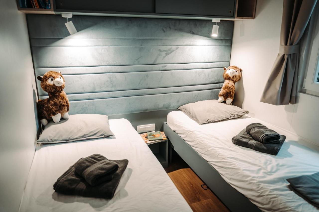 Sea House Shade, Pool & Jacuzzi - Privilege Point Camping & Villas セルツェ エクステリア 写真